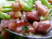 Salade de fèves aux lardons et aux noix