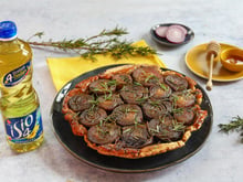 Tarte rustique aux oignons façon tatin