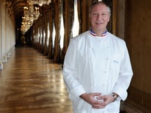 Voici le chef doublement étoilé qui va succéder à Eric Frechon au Bristol !