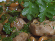 Sauté de veau aux fèves et aux herbes