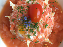 Tartare de crabe dormeur, gaspacho épicé