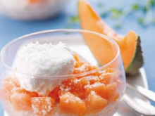 Verrine de perles du Japon et dés de melon charentais jaune