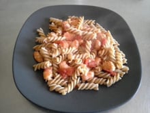 Pâtes à la tomate et crevettes