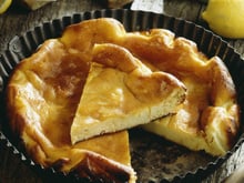 Connaissez-vous l’Ambrucciata, ce délicieux flan corse encore confidentiel, parfumé au citron ?