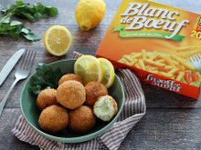 Croquettes de poulet au fromage et aux herbes