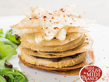 Mille-feuilles de foie gras à l’huile d’olive et au confit d’olives