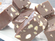 Fudge au chocolat et beurre de cacahuètes