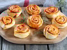 Pizza rolls