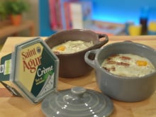 Œuf cocotte à la crème Saint Agur et noix de Pécan