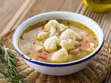 Pour changer, François-Régis Gaudry partage une recette de soupe originale qui marie fruit et légume