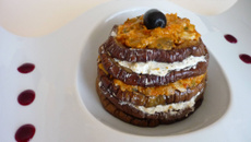 Mille-feuilles aux aubergines, légumes et philadelphia