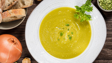 Soupe sublime de pois cassés