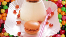 Panna cotta et ses macarons
