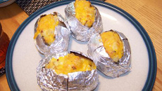 Pommes de terre farcies savoureuses