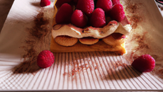 Tiramisu aux framboises savoureux