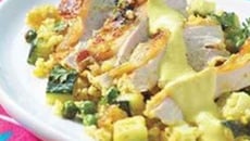 Pintade marinée au lait de coco et légumes fondants