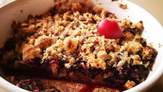 Crumble aux fruits rouge et chocolat
