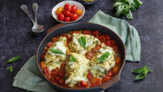 Poulet au pesto, tomates et mozzarella