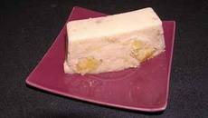 Gâteau de semoule exotique