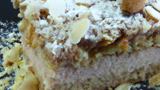 Gâteau aux amandes et poudre de noisettes