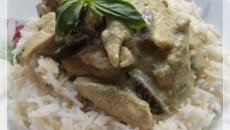 Curry vert de poulet traditionnel