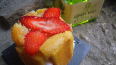 Minis charlottes aux fraises et sirop de génépi