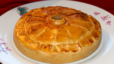Tourte à la rhubarbe au sirop d'érable et aux canneberges