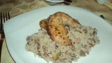 Poulet farci à la viande hachée riz et fruits secs (liban)