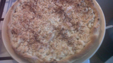 Crumble aux pommes saupoudré de cannelle  facile