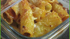 Gratin de pâtes à la mozzarella, Pasta al forno