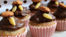Cupcakes au chocolat et sa déco en pâte d'amande