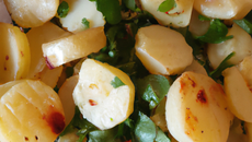 Salade de pommes de terre chaud