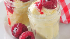 Chaud-Froid Framboise et confiture de Framboises