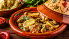 Tajine de poulet aux olives léger