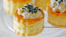 Mini zakouski feuilleté de duxelles de champignons des bois et spiruline