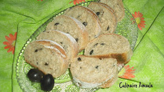 Pain aux olives à la farine complète