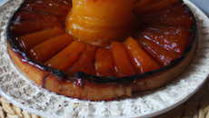 Tarte tatin au sucre de canne et à la cannelle