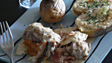 Andouillettes de Troyes gratinées au Chaource