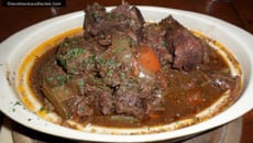 Gardiane (daube de taureau camarguais)