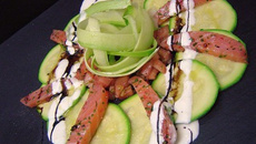 Symphonie de violons en ronde et saumon mariné