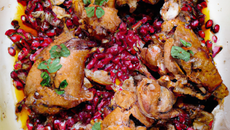 Cailles marinées à la mélasse de grenades