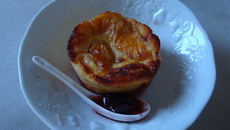 Moelleux aux pêches et au praliné