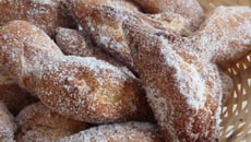 Biscuits roulés à la noix de coco