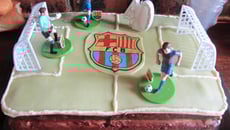 Gâteau d'anniversaire léger à la pêche