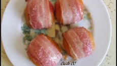 Oreillons d'abricot au lard