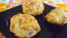 Scones au gruyère et lardons