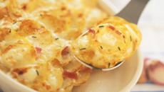 Gratin de pommes de terre au chèvre-boîte et au lait arômatisé