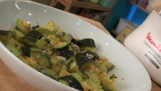 Antipasti de courgettes à la menthe