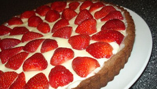Tarte aux fraises et aux 2 chocolats