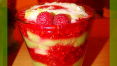 Tiramisu à l'avocat-framboises